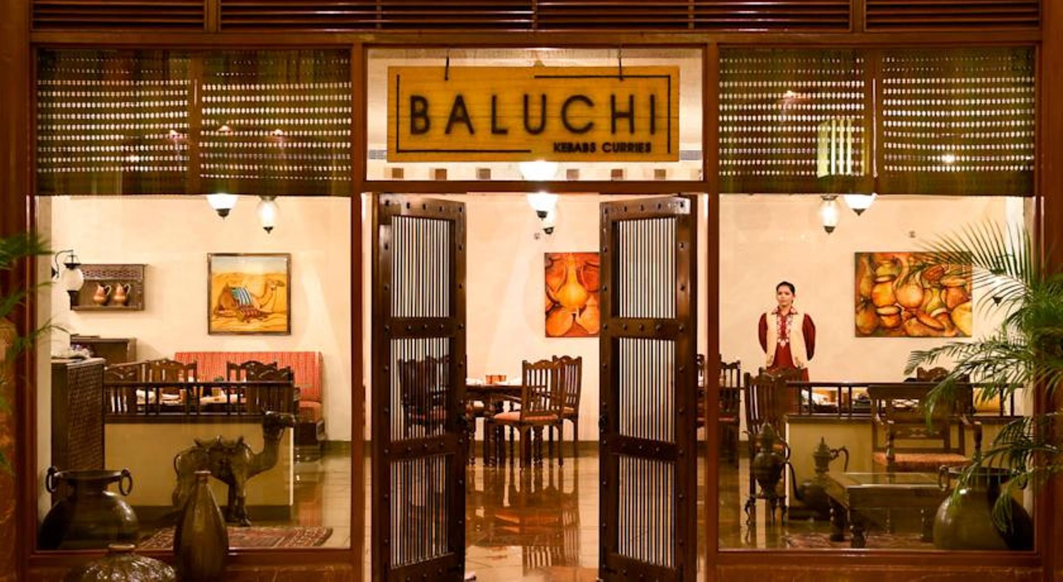Hotel The Lalit Bombaj Zewnętrze zdjęcie A Baluchi restaurant in Hyderabad