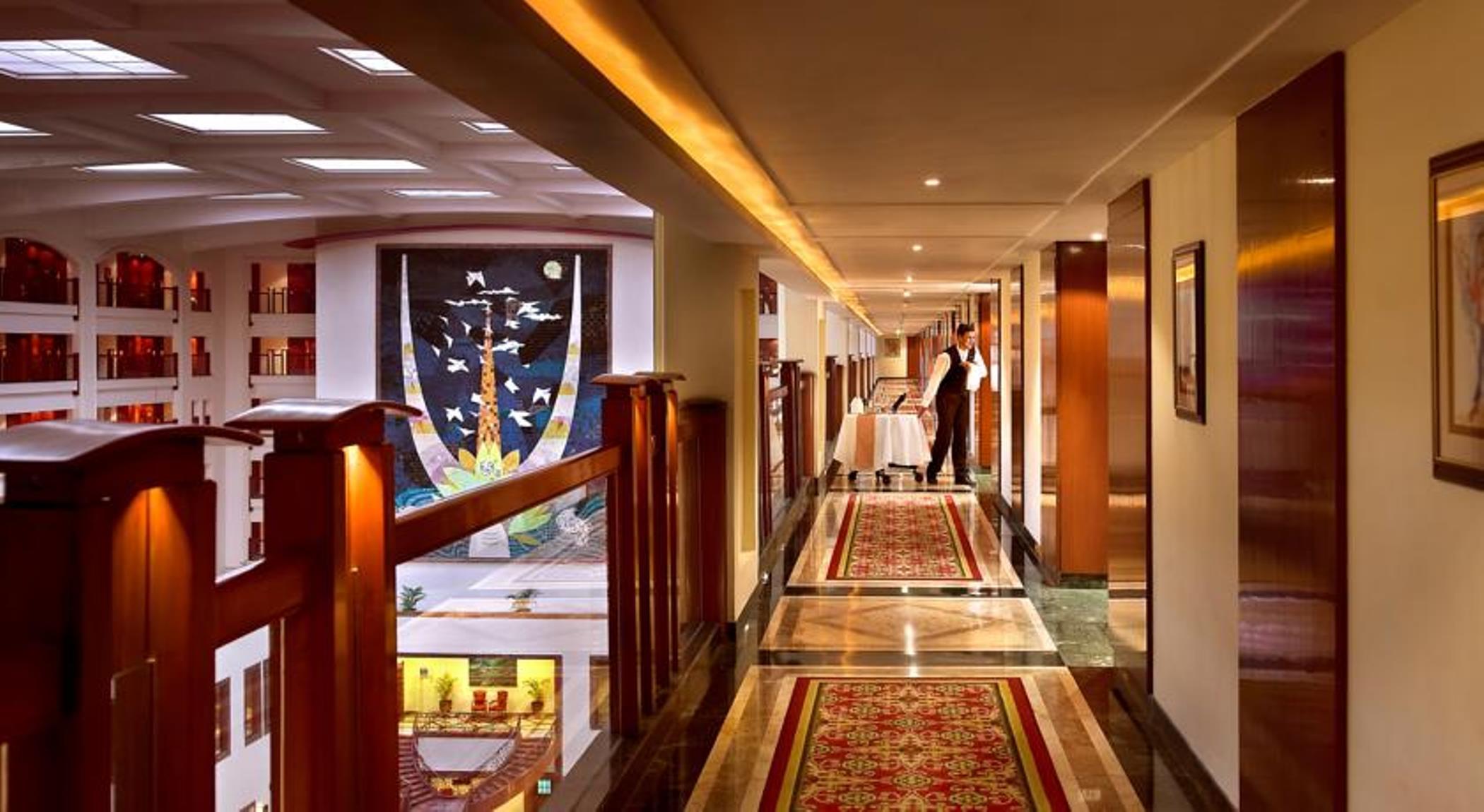 Hotel The Lalit Bombaj Zewnętrze zdjęcie Interior of the hotel