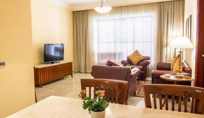 Hotel The Lalit Bombaj Zewnętrze zdjęcie Living room