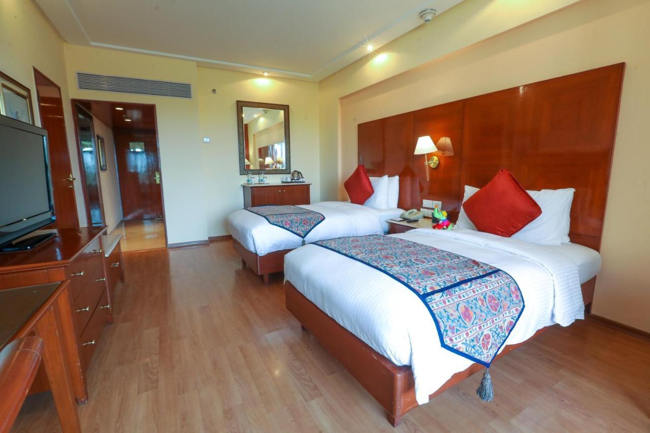 Hotel The Lalit Bombaj Zewnętrze zdjęcie Deluxe Room